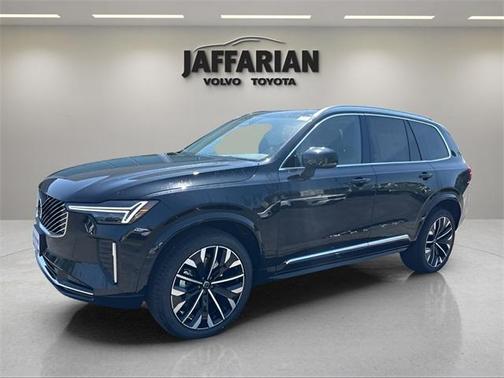 2025 Volvo XC90 B6 Plus 7-Seater
