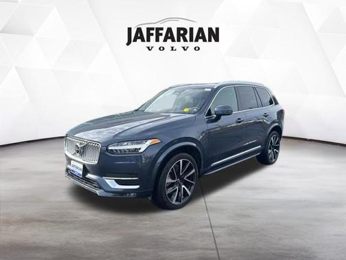 2024 Volvo XC90 B6 Plus Bright Theme 7-Seater