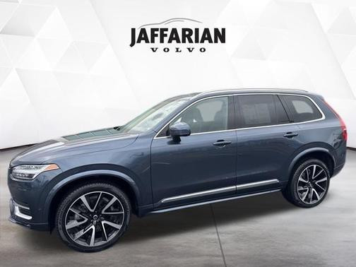 2024 Volvo XC90 B6 Plus Bright Theme 7-Seater