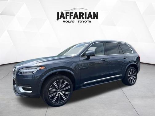 2022 Volvo XC90 Recharge Plug-In Hybrid T8 Inscription Extended Range 7P