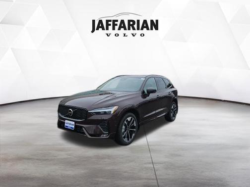 Mulberry 2026 Volvo XC60 B5 Ultra