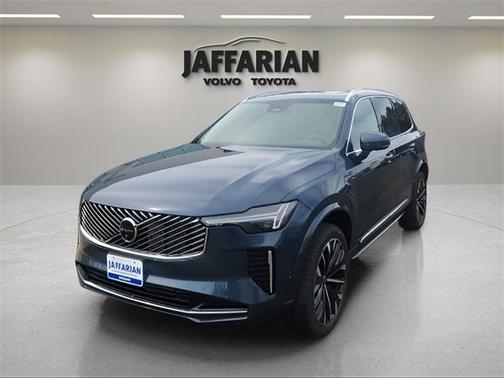2025 Volvo XC90 Plug-In Hybrid T8 Plus 7-Seater