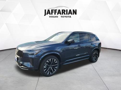 2026 Volvo XC90 B6 Ultra Dark Theme 7-Seater