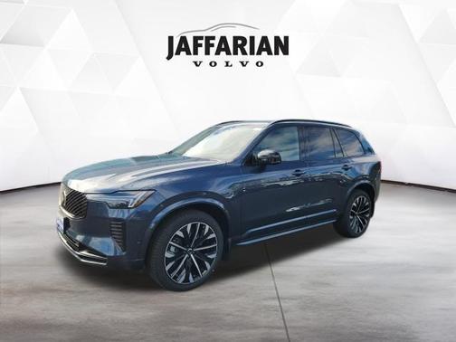 2026 Volvo XC90 B6 Ultra Dark Theme 7-Seater