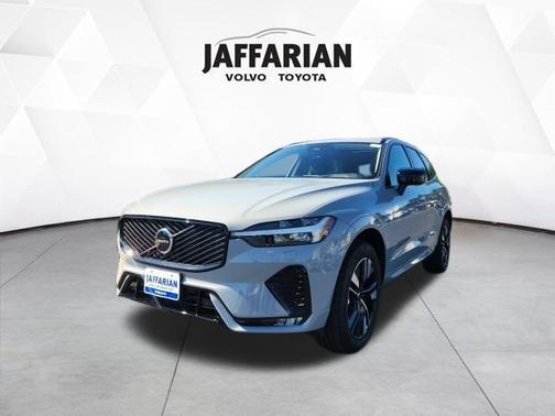 2026 Volvo XC60 B5 Core