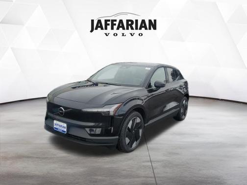 Onyx Black 2026 Volvo EX30 Twin Motor Performance Plus