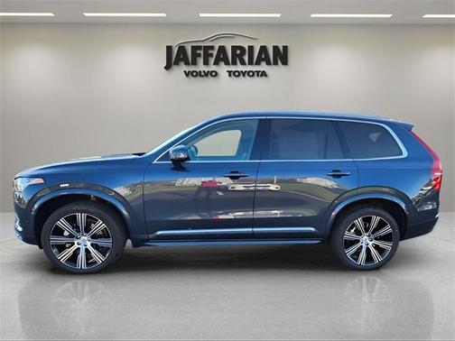 2025 Volvo XC90 B6 Plus 7-Seater