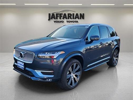 2025 Volvo XC90 B6 Plus 7-Seater