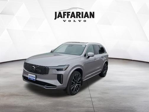 2026 Volvo XC90 B6 Plus 6-Seater