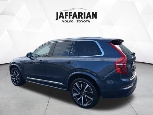 2023 Volvo XC90 B6 Plus 7-Seater