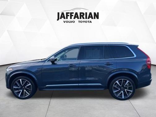 2023 Volvo XC90 B6 Plus 7-Seater