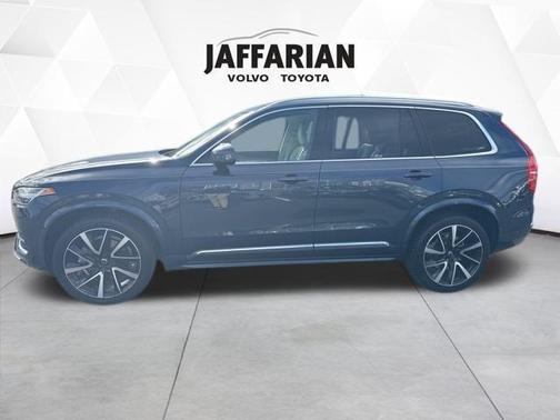 2023 Volvo XC90 B6 Plus 7-Seater