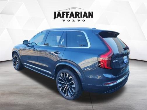 2026 Volvo XC90 B6 Ultra 7-Seater