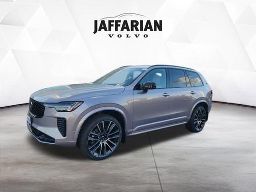 2026 Volvo XC90 B6 Ultra Dark Theme 7-Seater