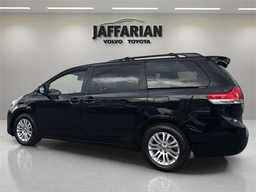 2014 Toyota Sienna XLE