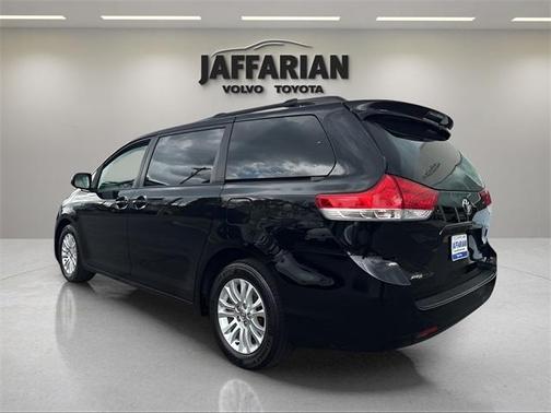 2014 Toyota Sienna XLE