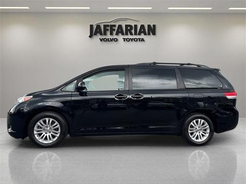 2014 Toyota Sienna XLE