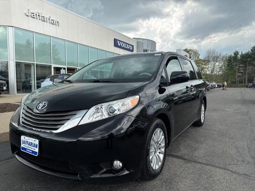 2014 Toyota Sienna XLE