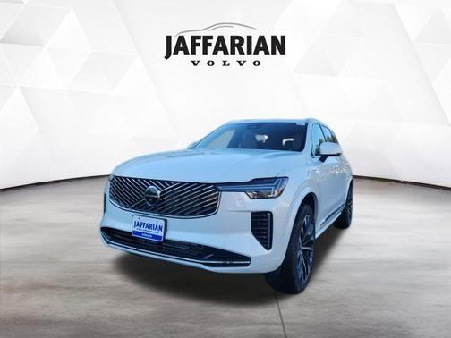 2026 Volvo XC90 Plug-In Hybrid T8 Plus 7-Seater