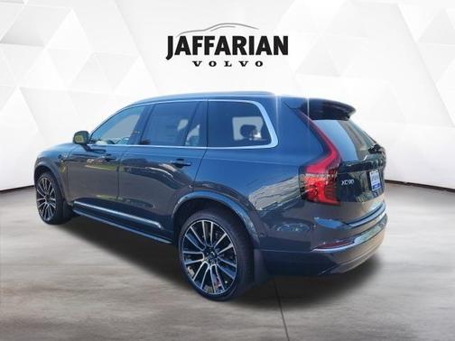 2026 Volvo XC90 B6 Plus 7-Seater