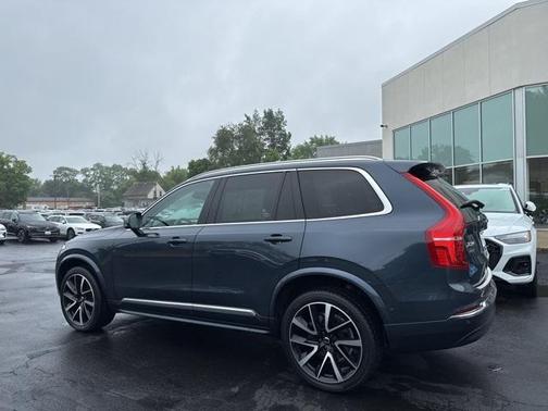 2023 Volvo XC90 B6 Plus 6-Seater