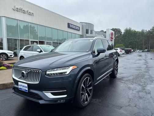 2023 Volvo XC90 B6 Plus 6-Seater