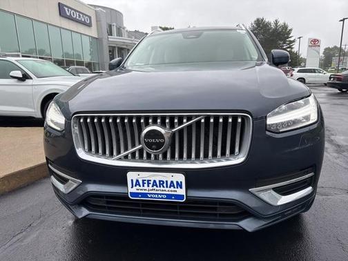 2023 Volvo XC90 B6 Plus 6-Seater