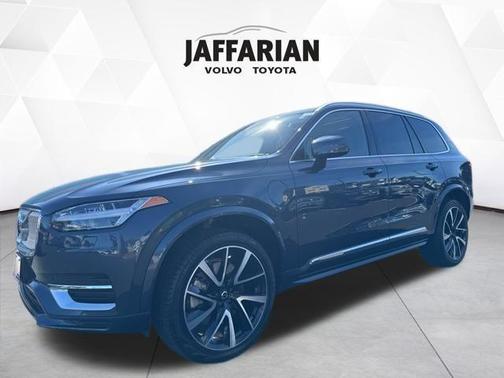 2021 Volvo XC90 Recharge Plug-In Hybrid T8 Inscription Expression 7 Passenger