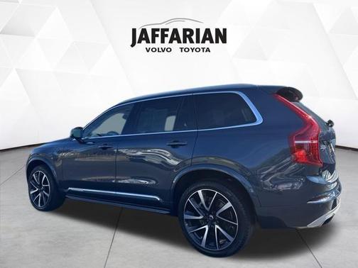 2021 Volvo XC90 Recharge Plug-In Hybrid T8 Inscription Expression 7 Passenger