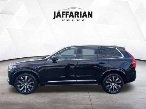 2024 Volvo XC90 B6 Plus Bright Theme 7-Seater
