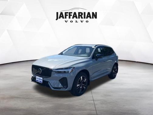 Gray Metallic 2026 Volvo XC60 B5 Plus