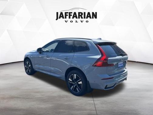Gray Metallic 2026 Volvo XC60 B5 Plus