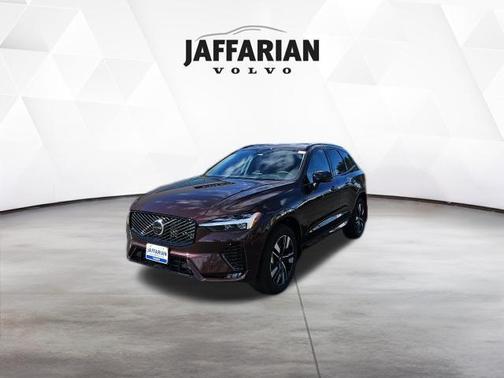 Mulberry 2026 Volvo XC60 B5 Plus