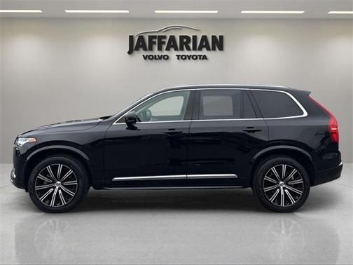 2024 Volvo XC90 B5 Core Bright Theme