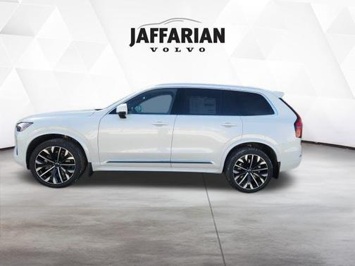 Crystal White Pearl 2026 Volvo XC90 B6 Plus 7-Seater
