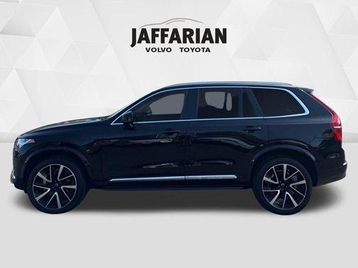 2024 Volvo XC90 B6 Plus Bright Theme 6-Seater