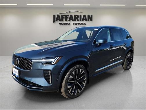 2025 Volvo XC90 Plug-In Hybrid T8 Ultra 7-Seater
