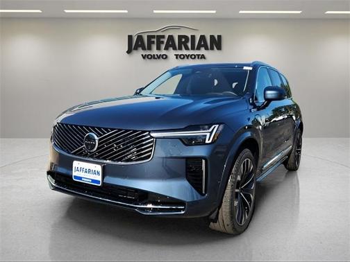 2025 Volvo XC90 Plug-In Hybrid T8 Ultra 7-Seater