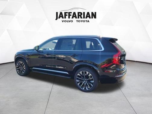2026 Volvo XC90 B6 Ultra 7-Seater