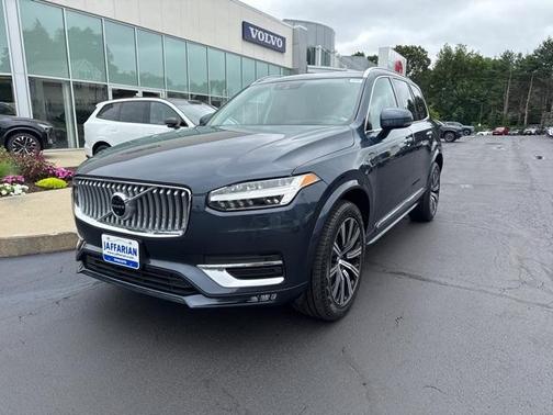 2022 Volvo XC90 T6 Inscription 7 Passenger