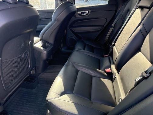 2024 Volvo XC60 B5 Core