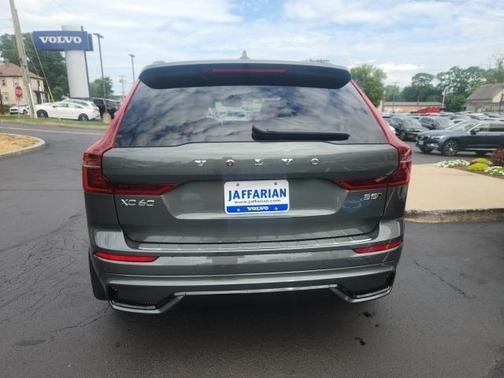 2026 Volvo XC60 B5 Core