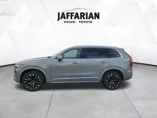 2026 Volvo XC90 B6 Ultra 7-Seater