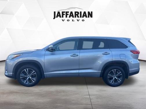 2018 Toyota Highlander LE