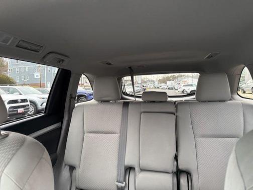 2018 Toyota Highlander LE