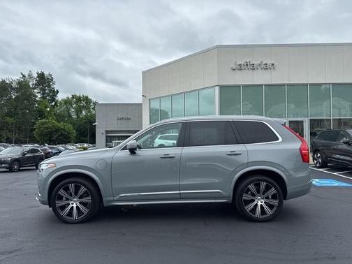 2024 Volvo XC90 Recharge Plug-In Hybrid T8 Plus Bright Theme 7 Passenger