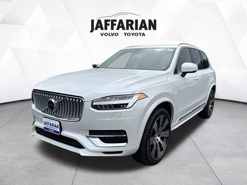 2025 Volvo XC90 Plug-In Hybrid T8 Ultra 7-Seater