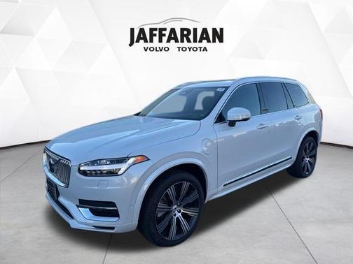 2025 Volvo XC90 Plug-In Hybrid T8 Ultra 7-Seater