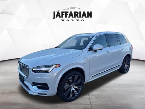 2025 Volvo XC90 Plug-In Hybrid T8 Ultra 7-Seater