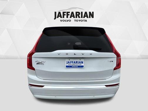 2025 Volvo XC90 Plug-In Hybrid T8 Ultra 7-Seater